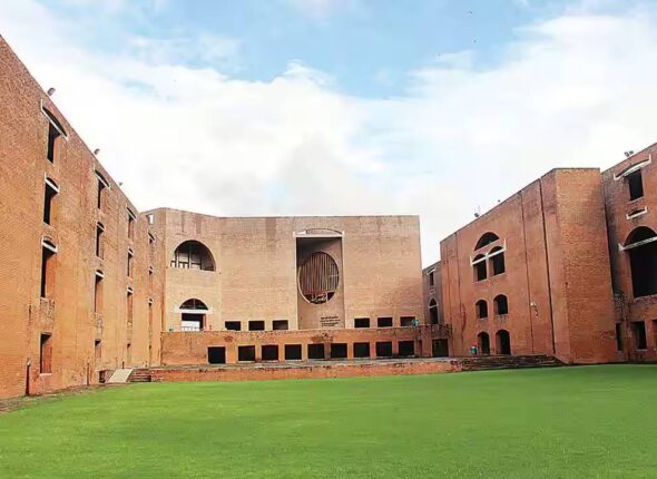indian-institute-of-management-ahmedabad-iim